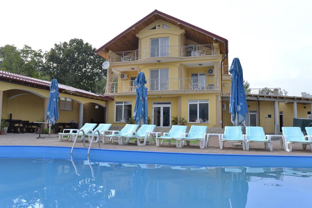 מלון Ieşelniţa Casa Marina מראה חיצוני תמונה