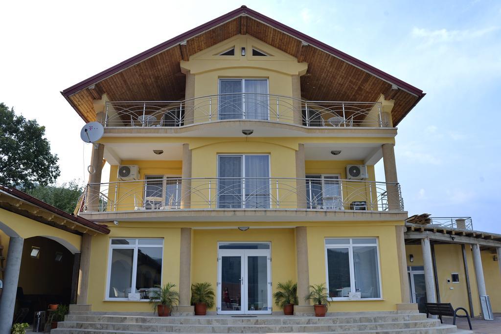 מלון Ieşelniţa Casa Marina מראה חיצוני תמונה