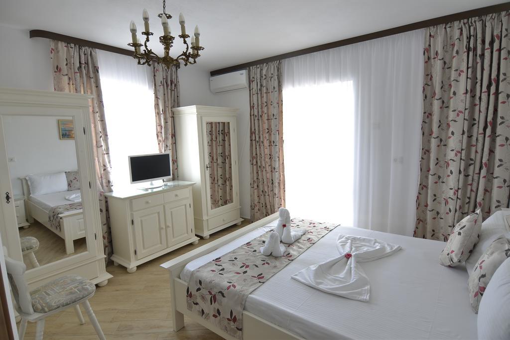מלון Ieşelniţa Casa Marina מראה חיצוני תמונה